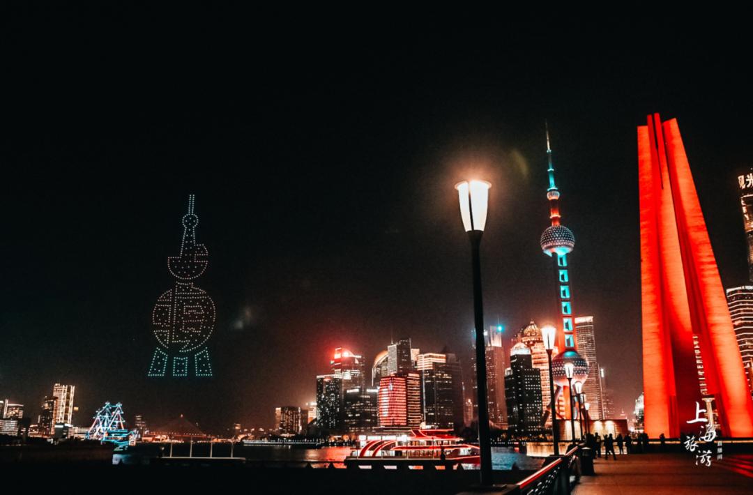 數(shù)百架光影無人機(jī)亮相黃浦江、蘇州河交匯處(圖3)