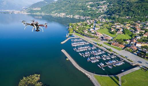 千里眼環(huán)保無(wú)人機(jī)揪出偷排污染企業(yè)(圖1) 千里眼環(huán)保無(wú)人機(jī)揪出偷排污染企業(yè)(圖1)