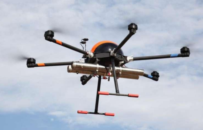 無人機也能用作消防,消防無人機的前景有哪些(圖1) 無人機也能用作消防,消防無人機的前景有哪些(圖1)