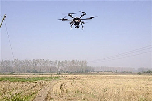 千里眼無人機(jī)監(jiān)控焚燒秸稈污染環(huán)境行為(圖2) 千里眼無人機(jī)監(jiān)控焚燒秸稈污染環(huán)境行為(圖2)